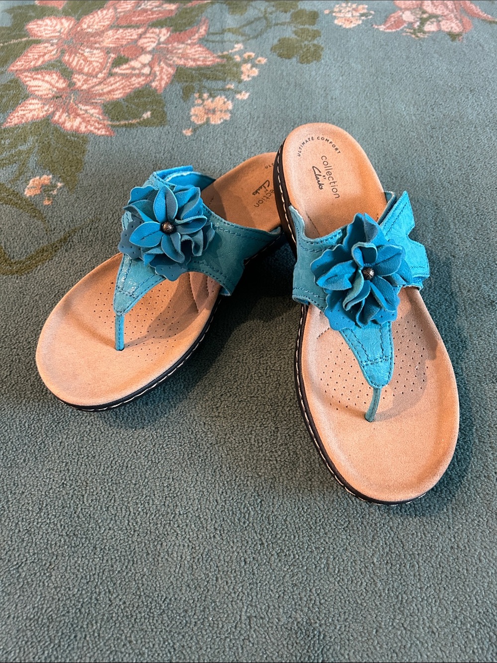 Clarks Turquoise Floral Thong Sandals Adjustable